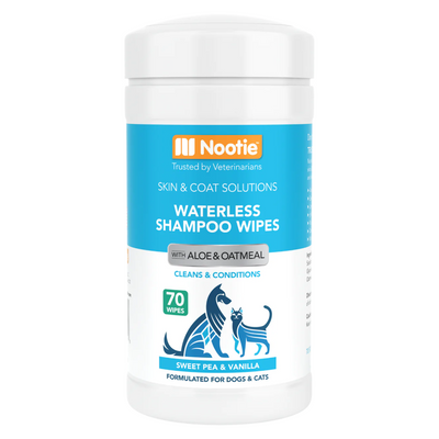 Waterless Shampoo Wipes with Aloe & Oatmeal for Dogs & Cats - Sweet Pea & Vanilla - 70 wipes