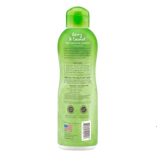 Pet Shampoo - Deep Cleansing (Berry & Coconut) - 20 oz / 592 ml - J & J Pet Club - TropiClean
